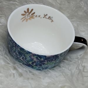 Set of mugs